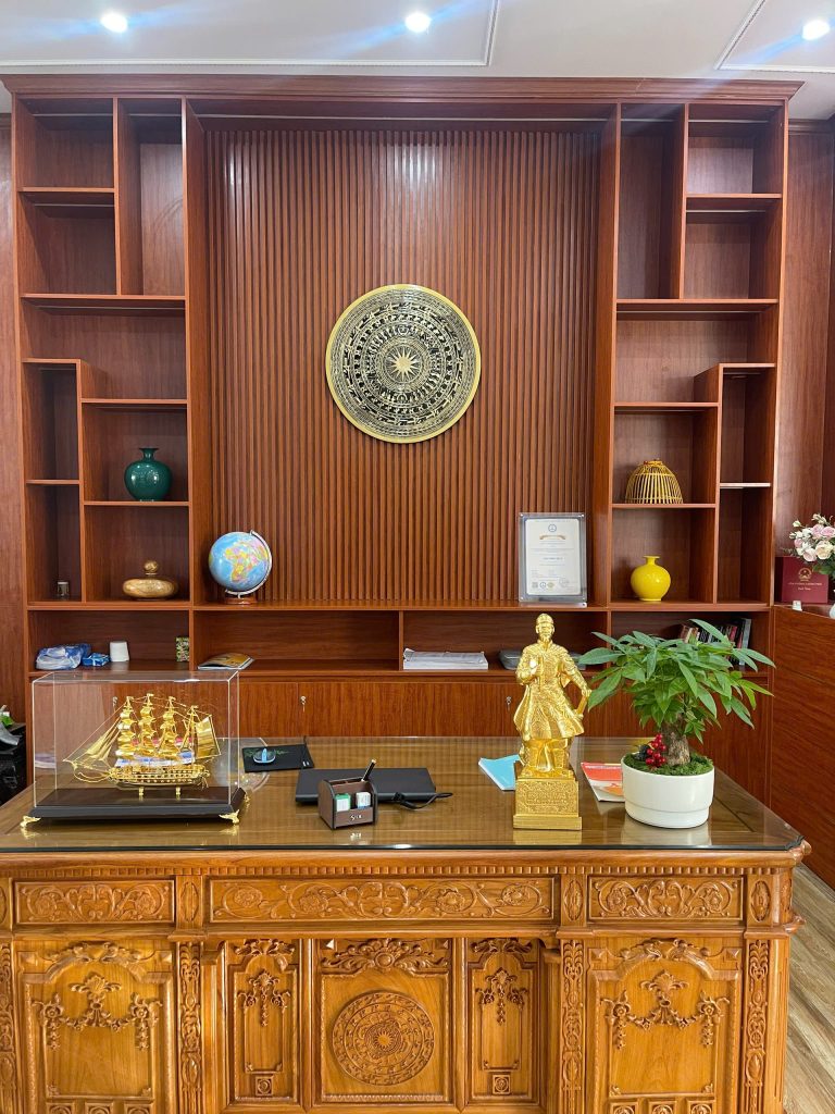 Bàn giao và lắp đặt mặt trống cattut D80 và tượng Trần Hưng Đạo cho khách hàng tại Thanh Liêm - Ninh Bình