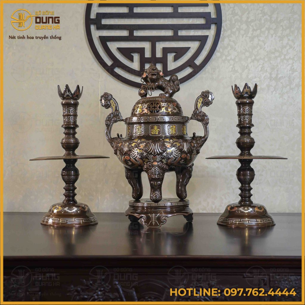 Bộ tam sự nến đồng đỏ khảm tam khí kỹ chạm sòi 60cm